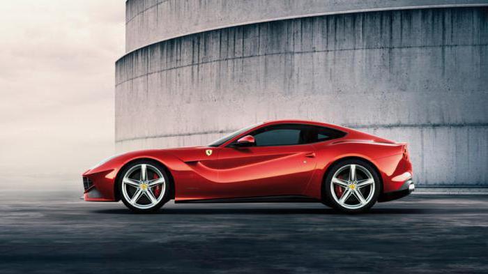 Berlinetta F12 Ferrari: spécifications, revue et essai routier