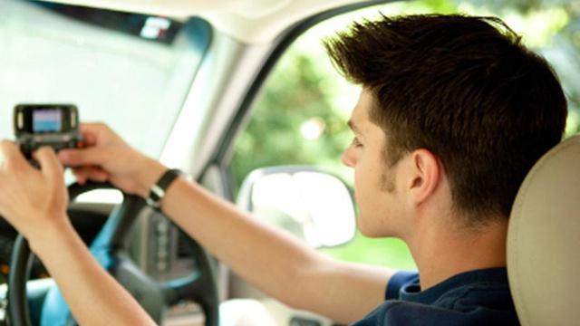 Comment vérifier la voiture pour le vol? Comment percer, est la voiture en détournement ou pas?