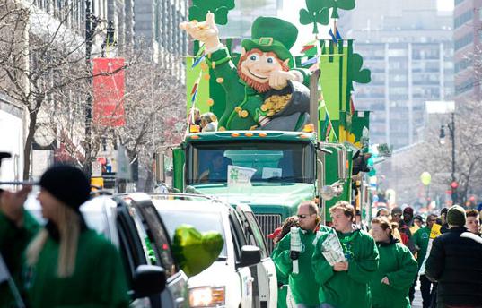 Comment célébrer la Saint-Patrick: histoire et traditions