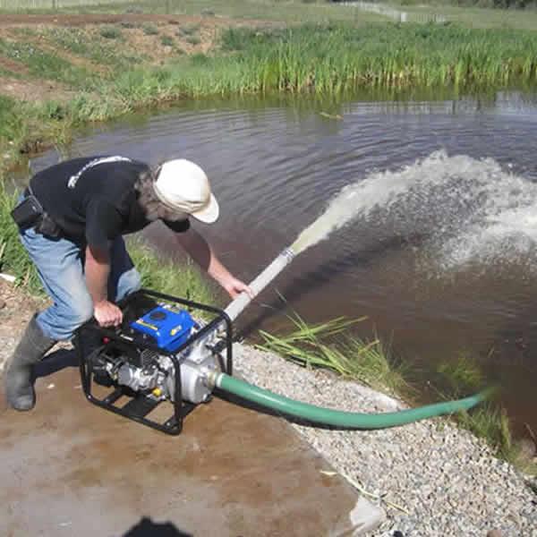 Pompe à moteur pour eau sale: caractéristiques spéciales