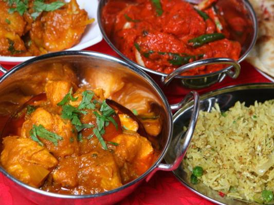 Que cuisiner pour un dîner de porc: une recette pour les plats indiens