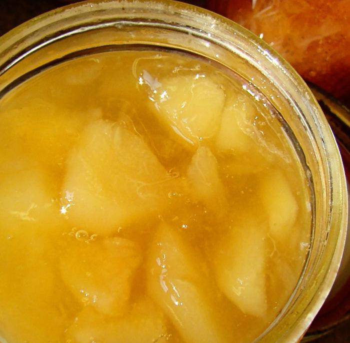 Comment préparer des tranches de confiture de poire. Quelques recommandations et une recette