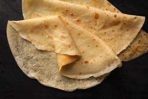 Comment faire cuire de fines crêpes?