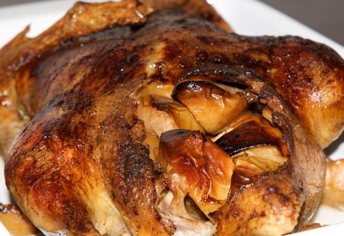 Comment cuisiner un délicieux canard aux pommes pour une table de fête?