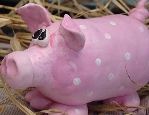 comment faire un cochon à partir d'une bouteille en plastique