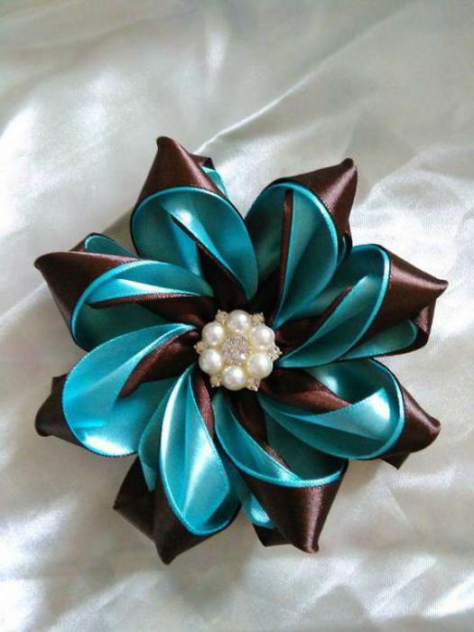 broche kanzashi 