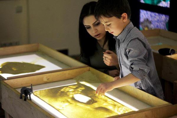 peinture au sable sur des équipements en verre