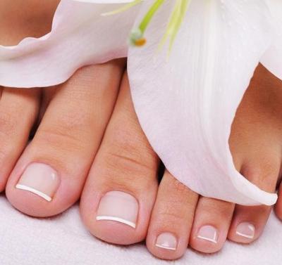 Shellac est sur ses pieds. Revêtement Shellac pour pédicure