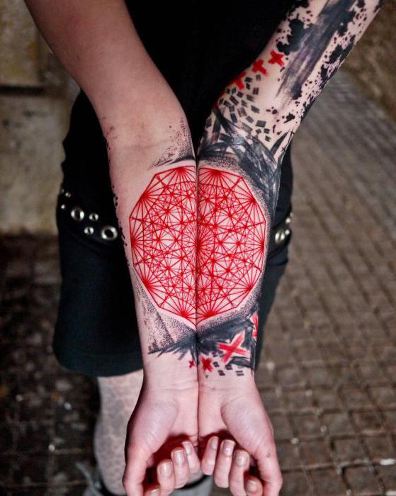 Tatouages-polka tatouage - un vrai tatouage-provocation