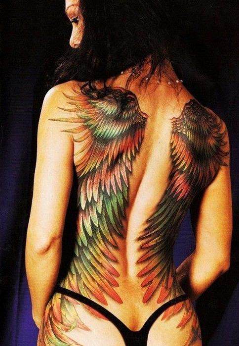 tatouages ​​pour les filles sur le dos