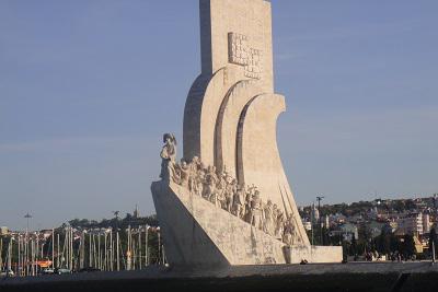 Dans quelle ville se trouve le Monument aux Découvreurs? Découvrez tout sur ce monument intéressant