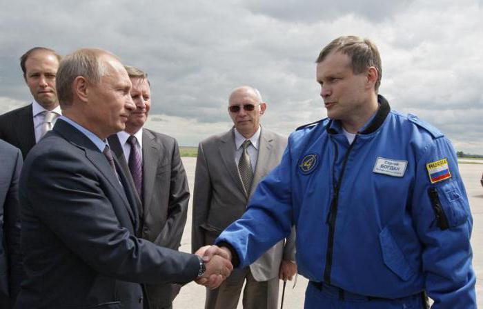 Héros de Russie Sergey Leonidovich Bogdan - pilote d'essai de l'entreprise 