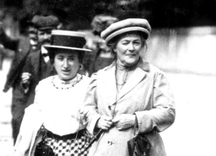 Biographie Clara Zetkin