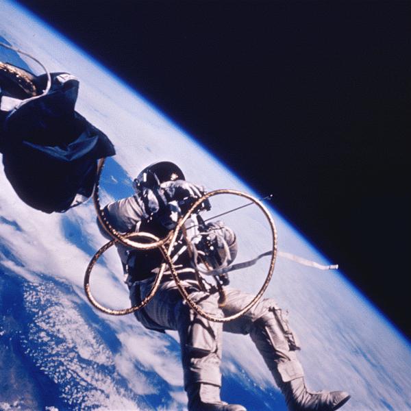 Qui a été le premier à voyager dans l'espace? Batailles spatiales entre l'URSS et les Etats-Unis