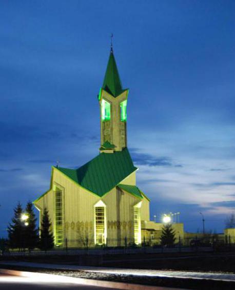 Nur-Ikhlas, Tauba, Victory Park ... Naberezhnye Chelny - une combinaison de traditions, de culture et de modernité