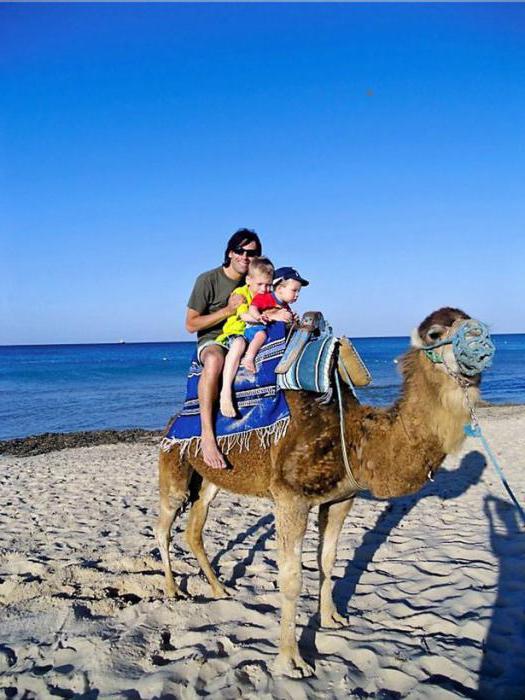 Vacances en Tunisie avec un petit enfant