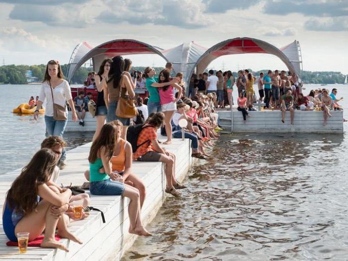 Nous partons le week-end à la plage de Pirogovo