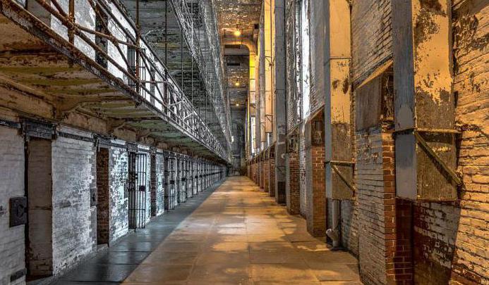 montrer l'histoire de la prison prison