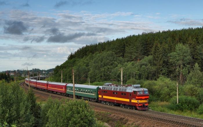 Le chemin de fer transsibérien est une artère d'un pays immense