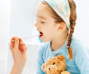 Comment guérir un enfant d'une toux sèche